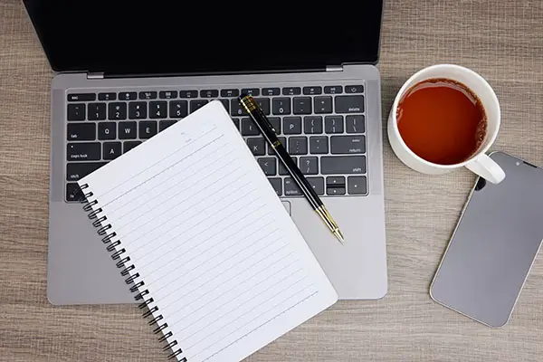 纳米比亚那边的人到沈阳旅游多少公里