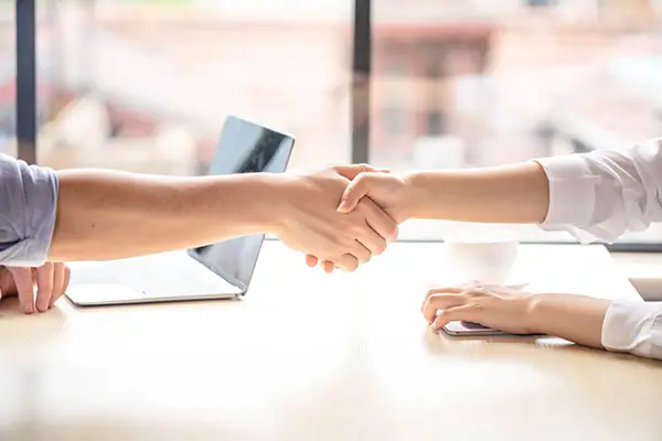 多米尼克那边的人到沈阳旅游需要准备什么